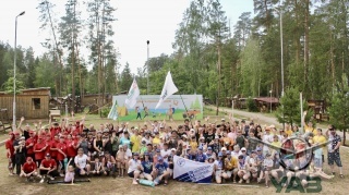 Сотрудники группы СОЛЛЕРС и их семьи встретились на туристическом семейном фестивале 