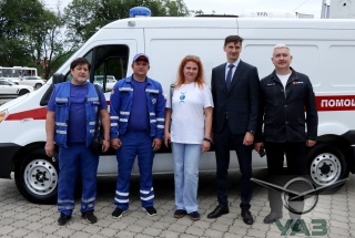 Группа СОЛЛЕРС безвозмездно передала новые автомобили СМП для нужд Курской области и Донецкой Народной Республики