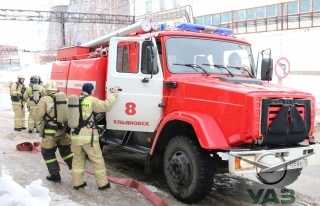 Плановые учения: на складе шин Ульяновского автозавода потушили пожар