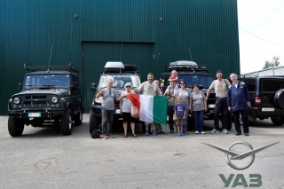 Ульяновский автозавод посетили участники клуба любителей УАЗ из Италии