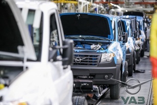 Ульяновский автомобильный завод повышает оплату труда и наращивает объемы производства