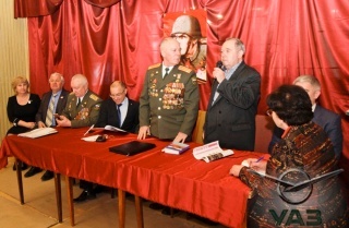 Ветеранов УАЗ поздравили с 23 Февраля