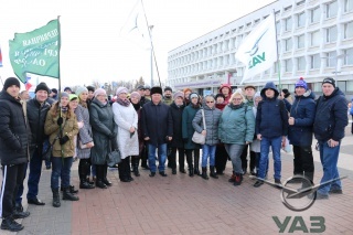 В День народного единства УАЗ принял участие в праздничных мероприятиях